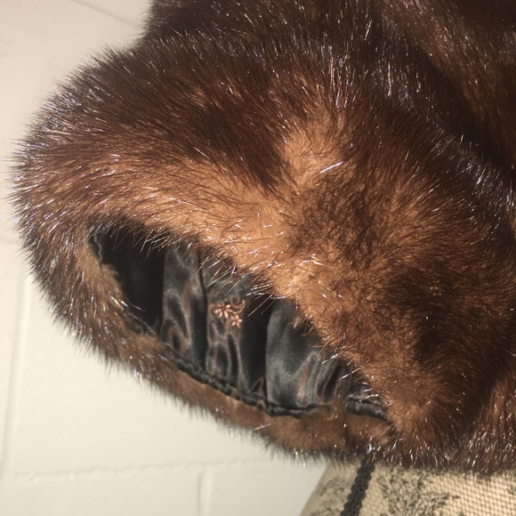Vintage Brown Fur Stole - Picture 12 of 17
